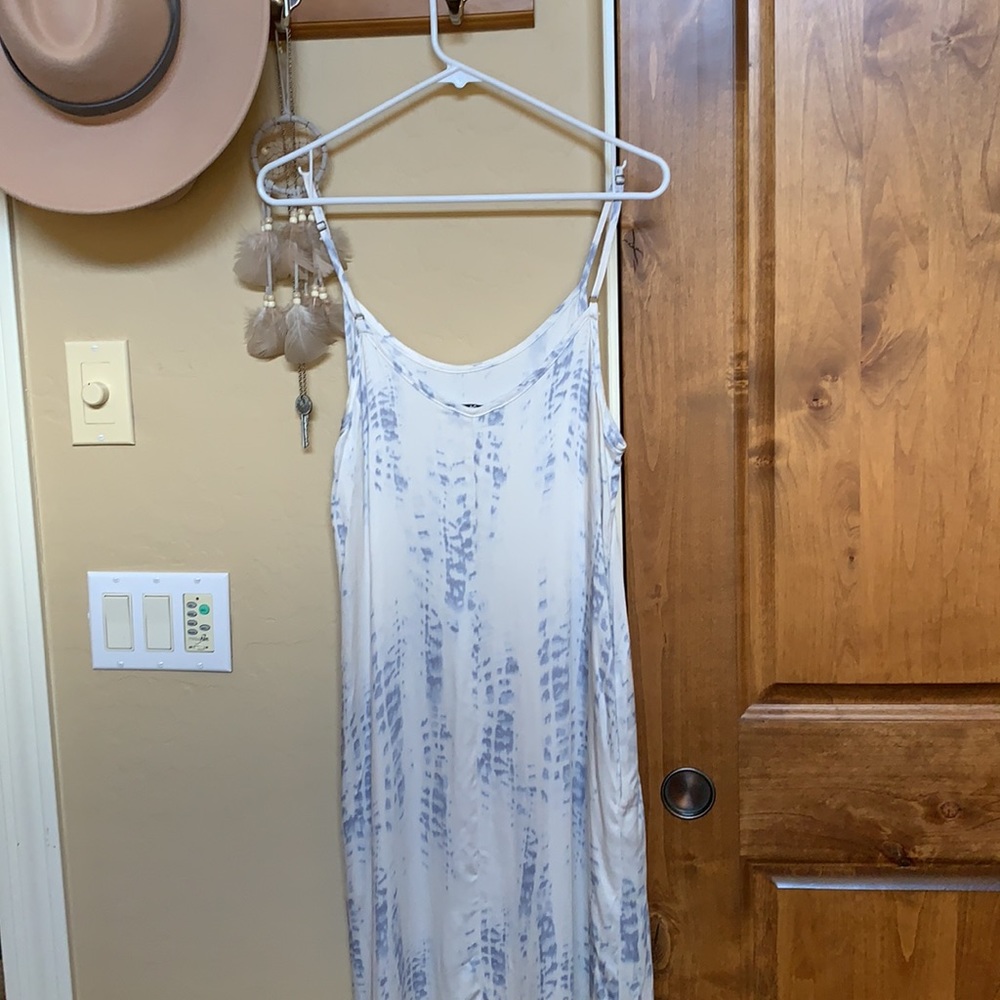 Presley Tie Dye Maxi Dress - Picture 5 of 10